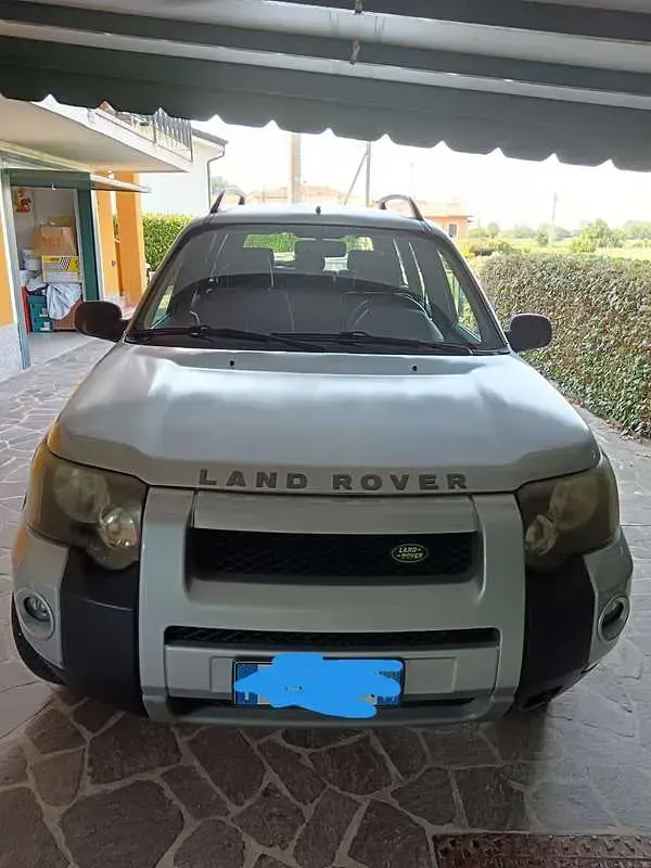 Usata Land Rover Freelander 2 S 111 CV (81 kW) 2006 Argento SUV