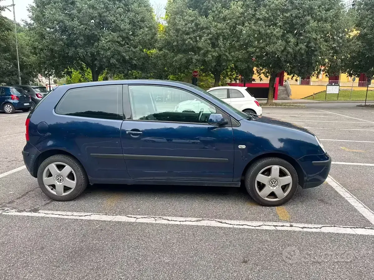 Usata VW Polo 64 CV (47 kW) 2002 Bluazzurro Utilitaria
