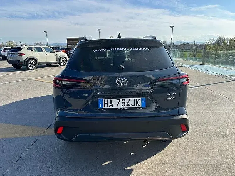 Nuova Toyota Corolla Cross Premium 133 CV (97 kW) 2025 Grigio SUV
