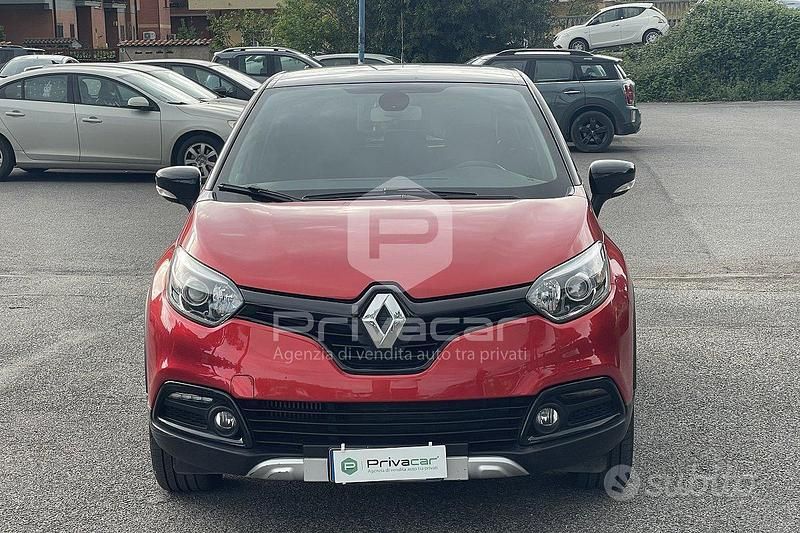 Usata Renault Captur 90 CV (66 kW) 2017 Rosso SUV