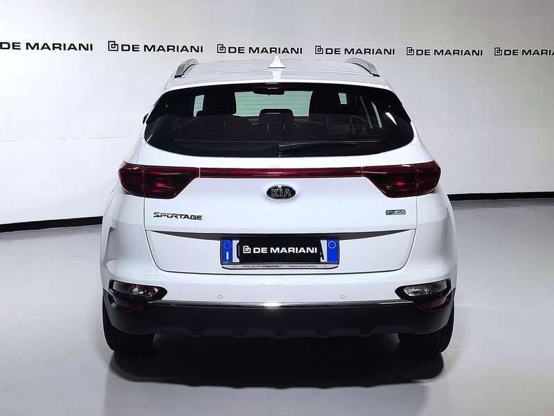 Usata Kia Sportage Urban 132 CV (97 kW) 2021 Bianco SUV