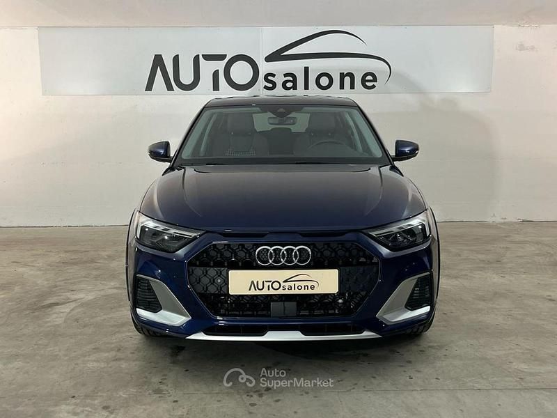 Usata Audi A1 Comfort 95 CV (69 kW) 2025 Viola SUV
