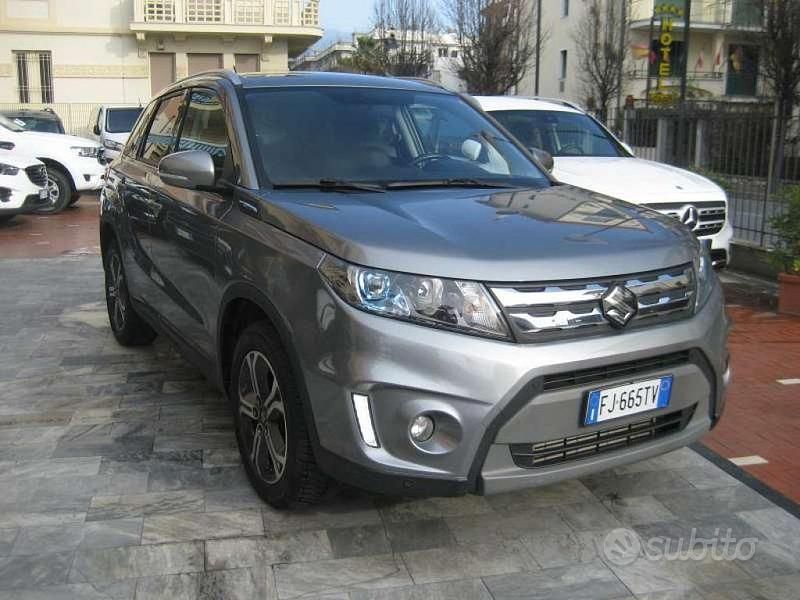 Usata Suzuki Vitara 120 CV (88 kW) 2017 Grigio SUV