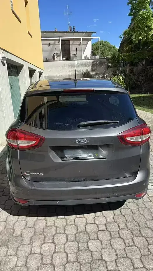 Usata Ford C-MAX 120 CV (88 kW) 2016 Grigio Monovolume