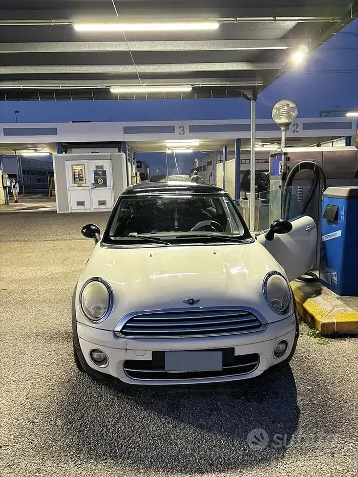 Usata Mini Cooper 109 CV (80 kW) 2008 Bianco Utilitaria