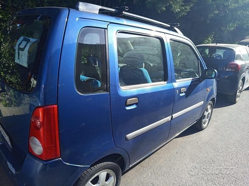 Usata Opel Agila 58 CV (42 kW) 2002 Blu Monovolume