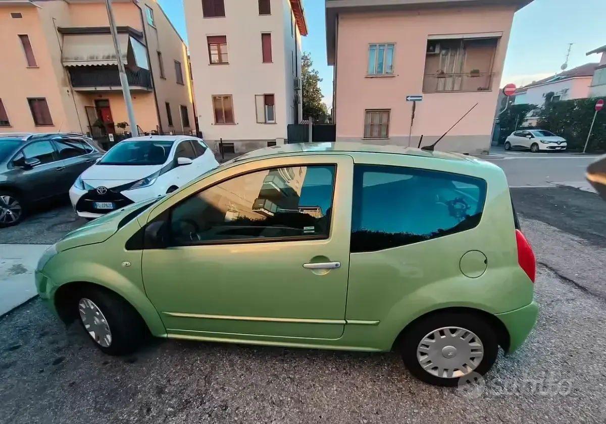 Usata Citroën C2 60 CV (44 kW) 2007 Verde Utilitaria