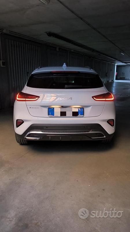 Usata Kia XCeed 120 CV (88 kW) 2023 Bianco SUV