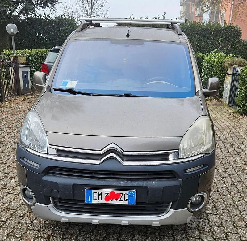 Usata 2012 Citroën Berlingo XTR Monovolume | 4200 € (Super prezzo) - Immagine 1/4