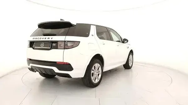 Usata Land Rover Discovery Sport Urban Edition 204 CV (150 kW) 2022 Bianco SUV
