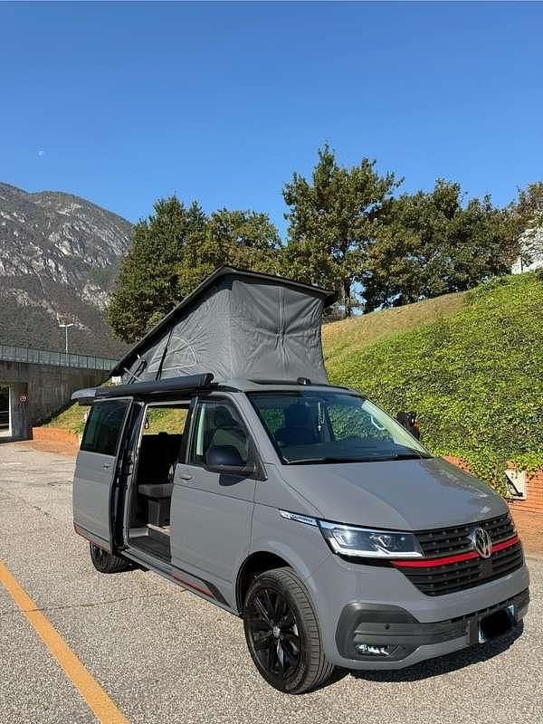 Usata VW California Edition 150 CV (110 kW) 2022 Grigio Furgone