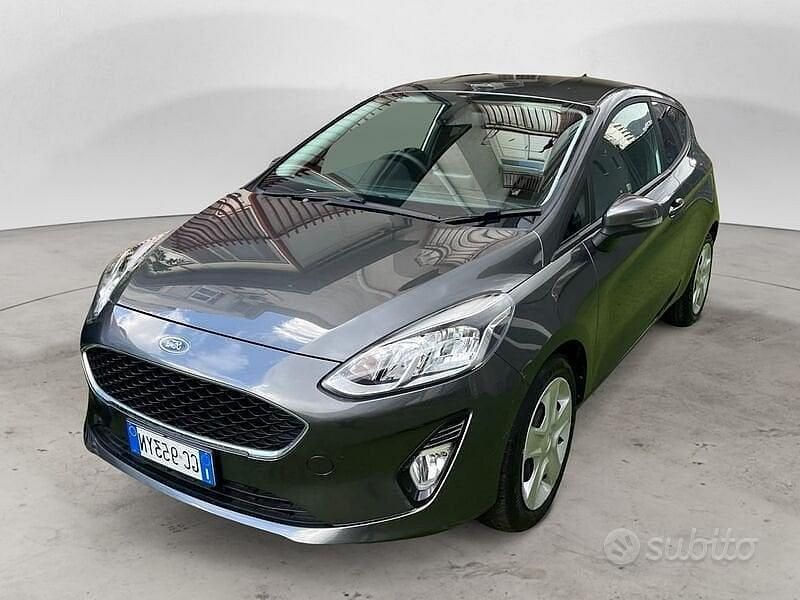 Usata Ford Fiesta Trend 85 CV (62 kW) 2020 Grigio Utilitaria