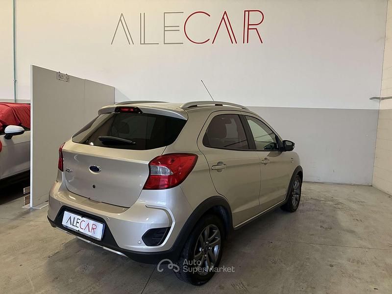 Begagnad Ford Ka Plus Active 95 HK (69 kW) 2019 Beige Halvkombi