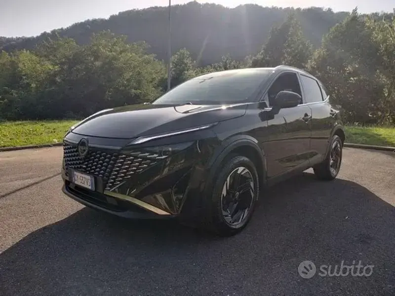 Usata Nissan Qashqai N-Connecta 140 CV (102 kW) 2025 Nero SUV
