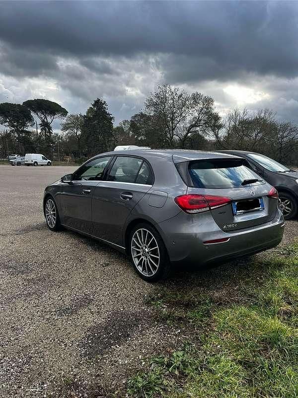 Usata Mercedes CLA180 Edition 116 CV (85 kW) 2018 Grigio Berlina