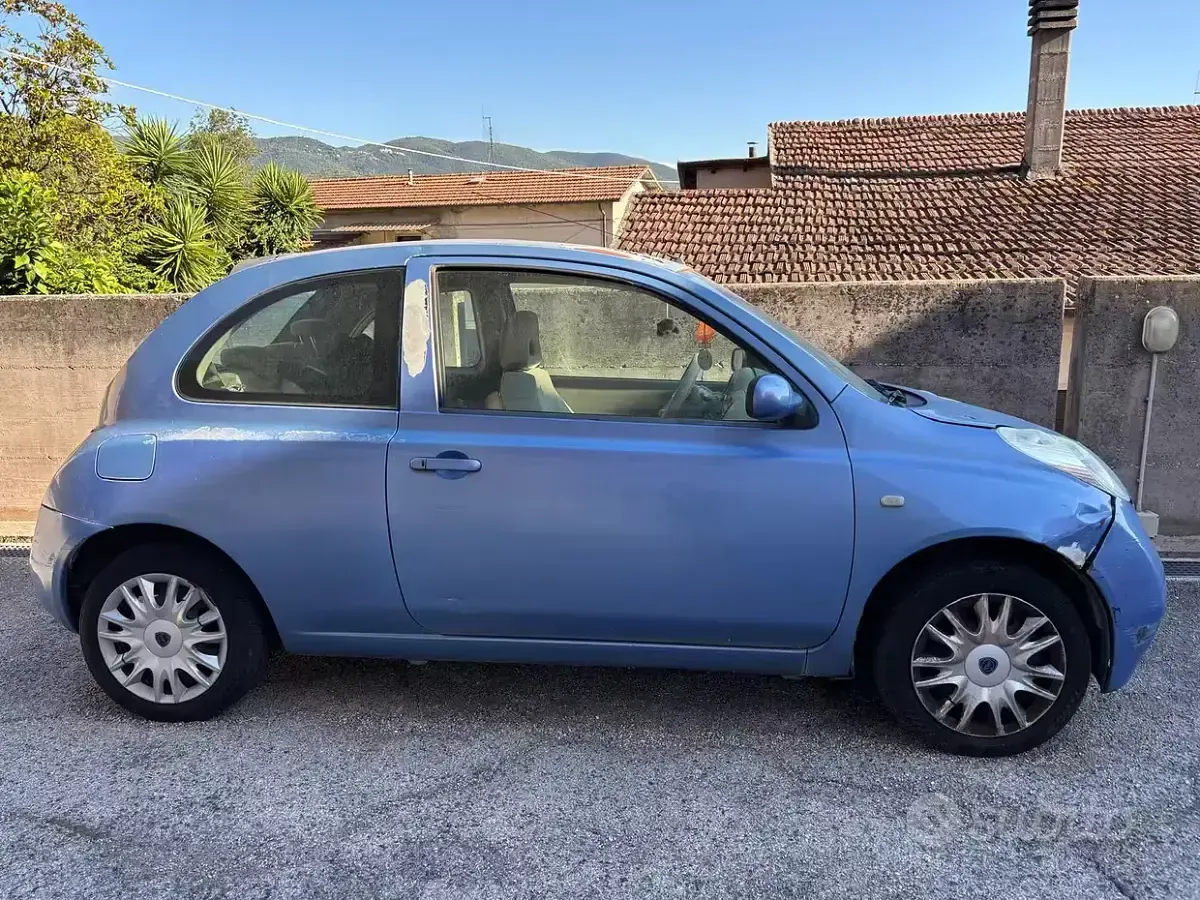 Usata Nissan Micra Acenta 80 CV (58 kW) 2003 Bluazzurro Utilitaria