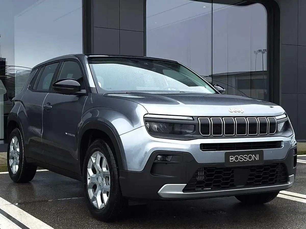 Nuova Jeep Avenger 100 CV (73 kW) 2026 Grigio SUV