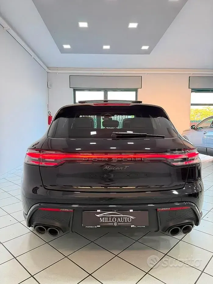 Usata Porsche Macan T 265 CV (194 kW) 2023 Nero SUV