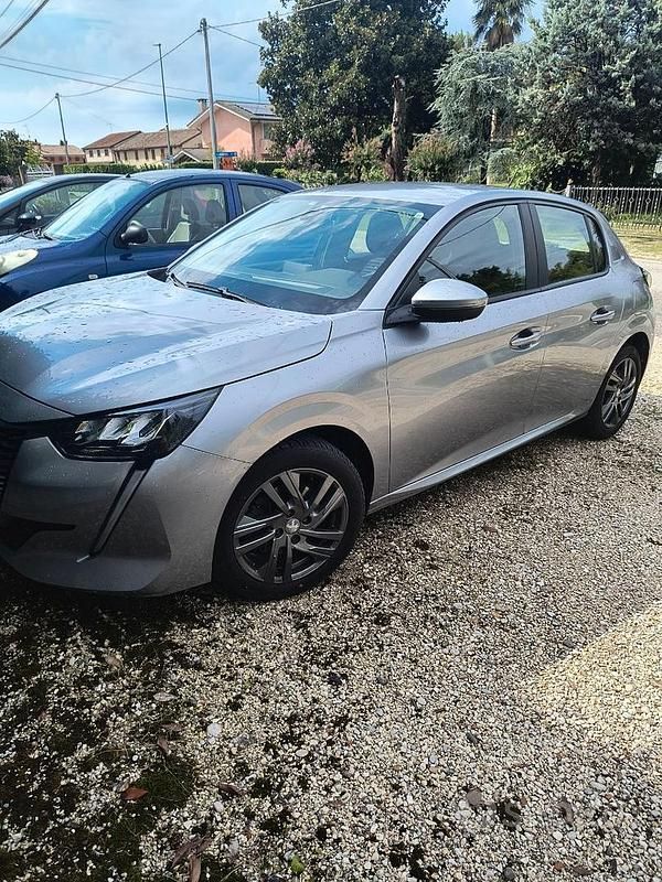 Usata Peugeot 208 102 CV (75 kW) 2021 Grigio Utilitaria