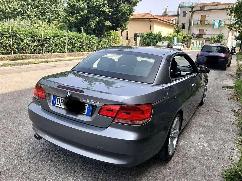 Usata BMW 320 Cabriolet 177 CV (130 kW) 2008 Grigio Cabrio