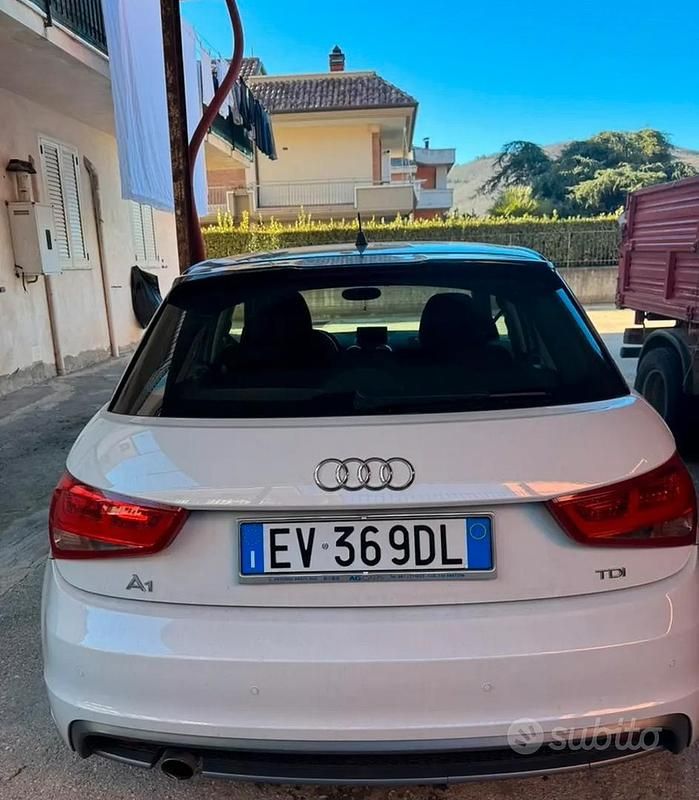 Usata Audi A1 90 CV (66 kW) 2015 Utilitaria