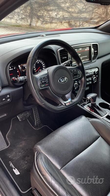 Usata Kia Sportage GT-Line 141 CV (103 kW) 2017 Rosso SUV