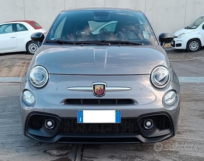 Usata Abarth 595 165 CV (121 kW) 2023 Grigio Utilitaria