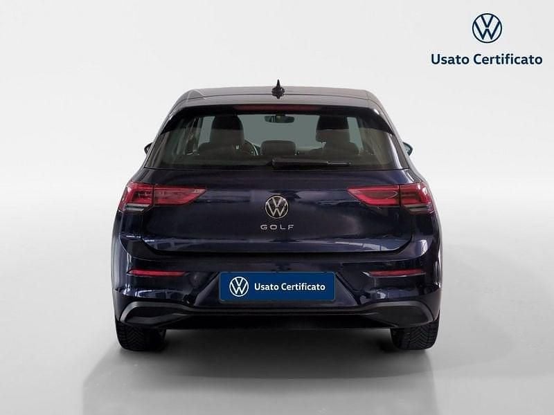 Usata VW Golf VIII Life 116 CV (85 kW) 2021 Utilitaria