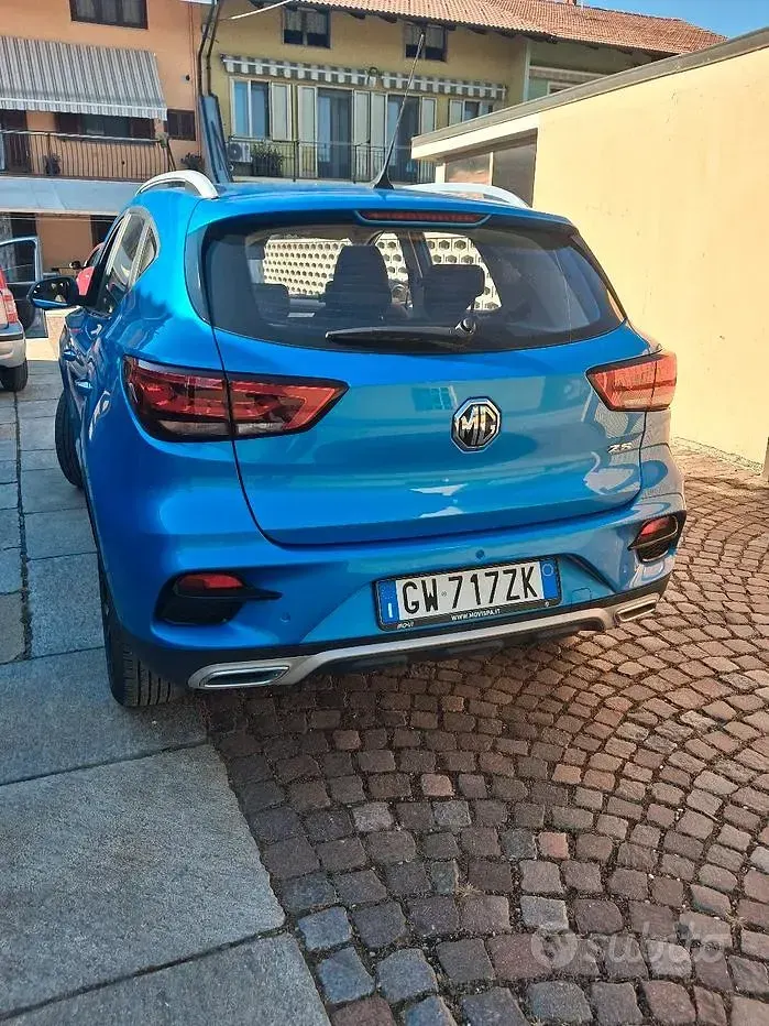 Usata MG ZS 106 CV (77 kW) 2024 Blu SUV