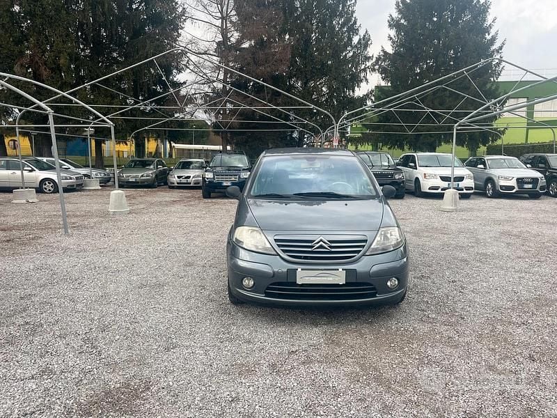 Usata Citroën C3 Exclusive 73 CV (53 kW) 2004 Grigio Berlina