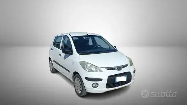 Usata Hyundai i10 Active 67 CV (49 kW) 2009 Bianco Utilitaria