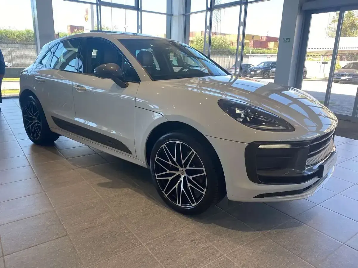 Usata Porsche Macan 265 CV (194 kW) 2024 Bianco SUV