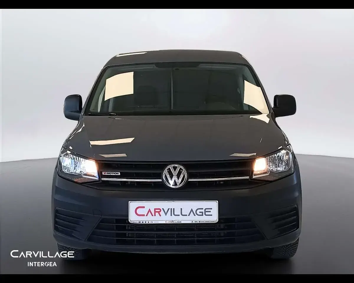 Usata VW Caddy 122 CV (89 kW) 2019 Grigio Monovolume