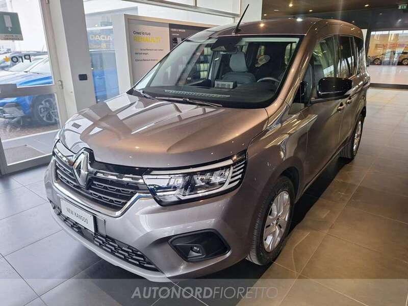 Usato 2023 Renault Kangoo 1.5 Diesel 95 CV (26.500 €)