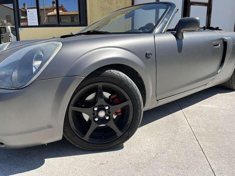 Usata Toyota MR2 140 CV (102 kW) 2005 Cabrio