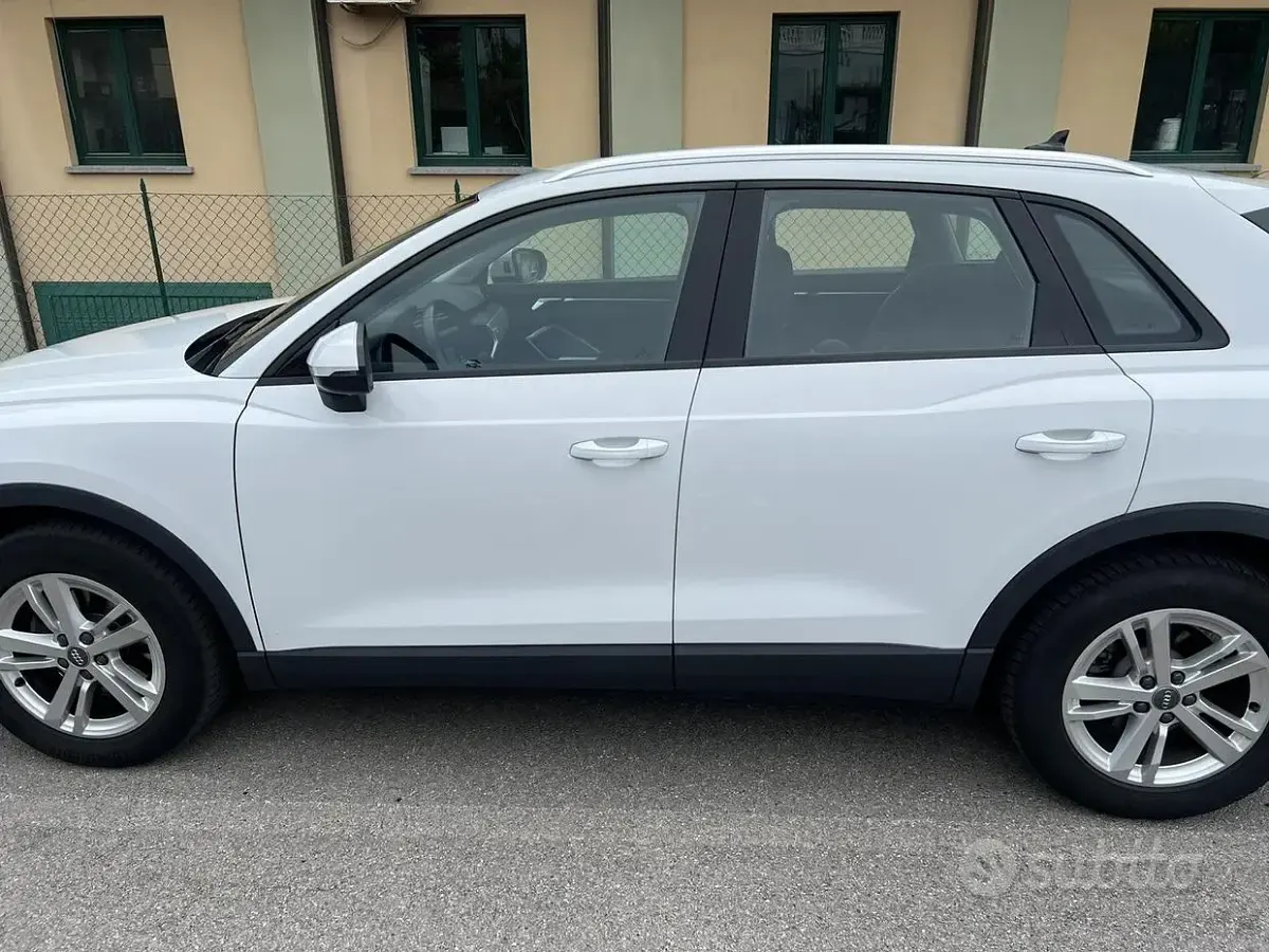 Usata Audi Q3 150 CV (110 kW) 2019 Bianco SUV