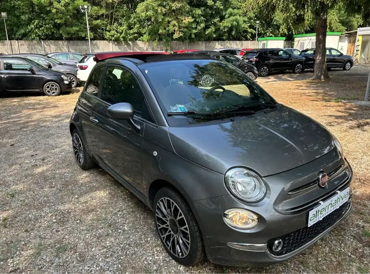 Usata Fiat 500C Dolcevita 69 CV (50 kW) 2023 Grigio pompei Cabrio