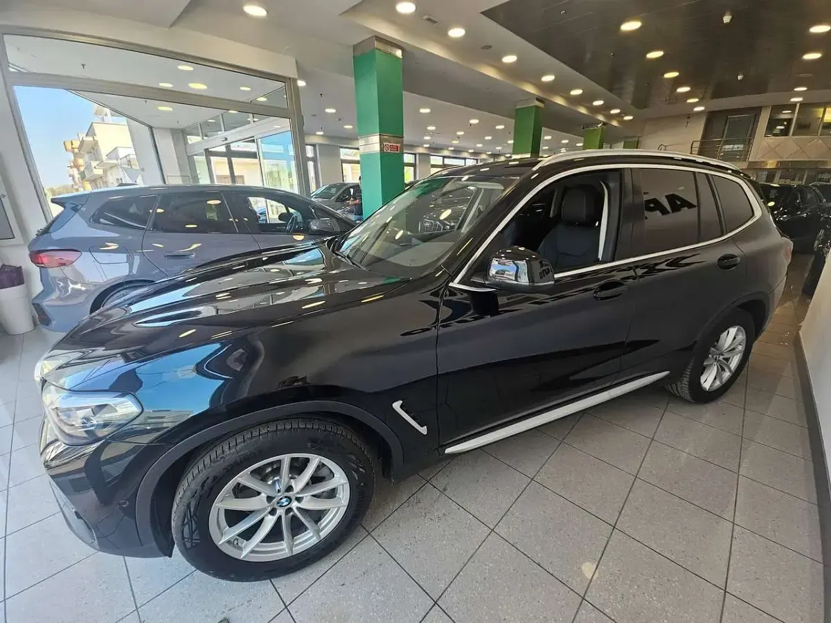 Usata BMW X3 Advantage 190 CV (139 kW) 2022 Nero SUV