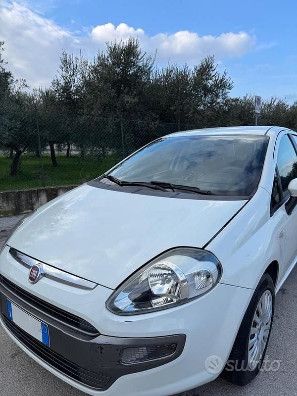 Usata Fiat Punto Evo Active 2011 Bianco Utilitaria
