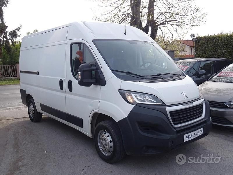 Gebraucht Peugeot Boxer 110 PS (80 kW) 2018 Weiß Van