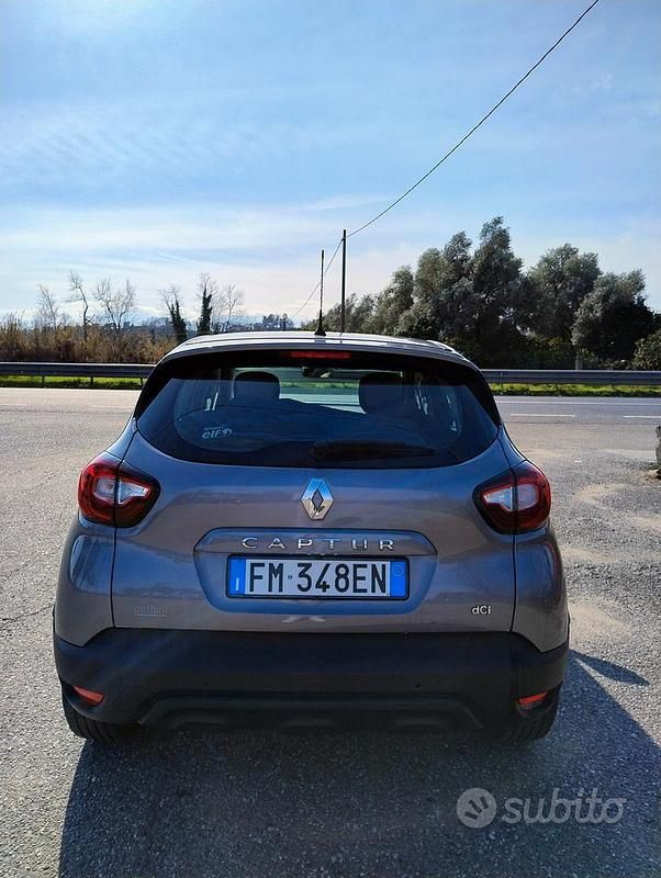 Usata Renault Captur 90 CV (66 kW) 2017 SUV