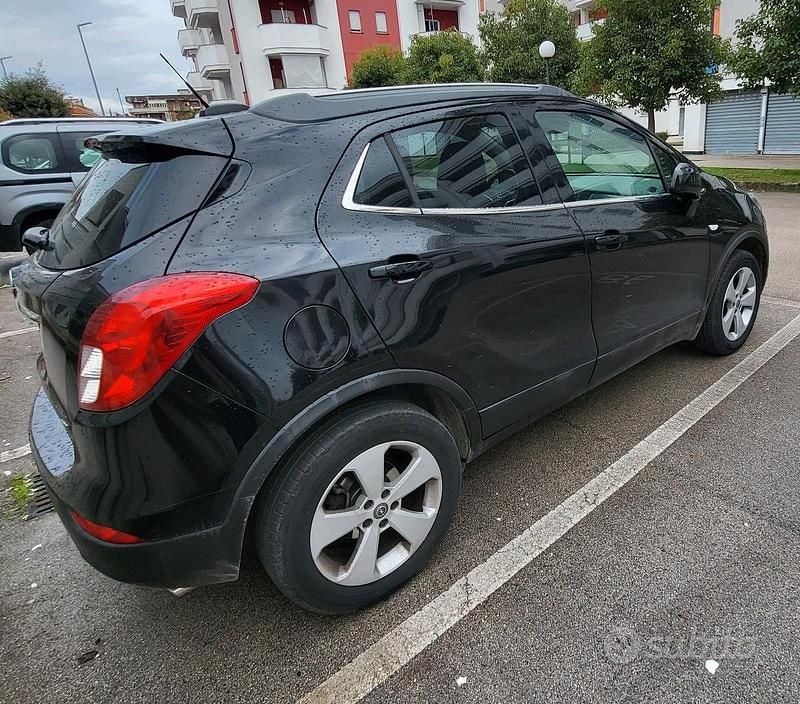 Usata Opel Mokka X 136 CV (100 kW) 2017 Nero SUV