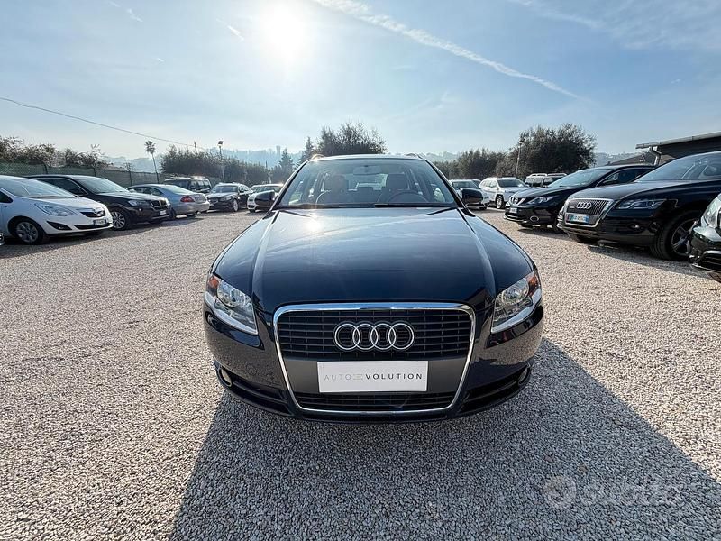 Usata Audi A4 Ambiente 140 CV (102 kW) 2006 Blu Station wagon