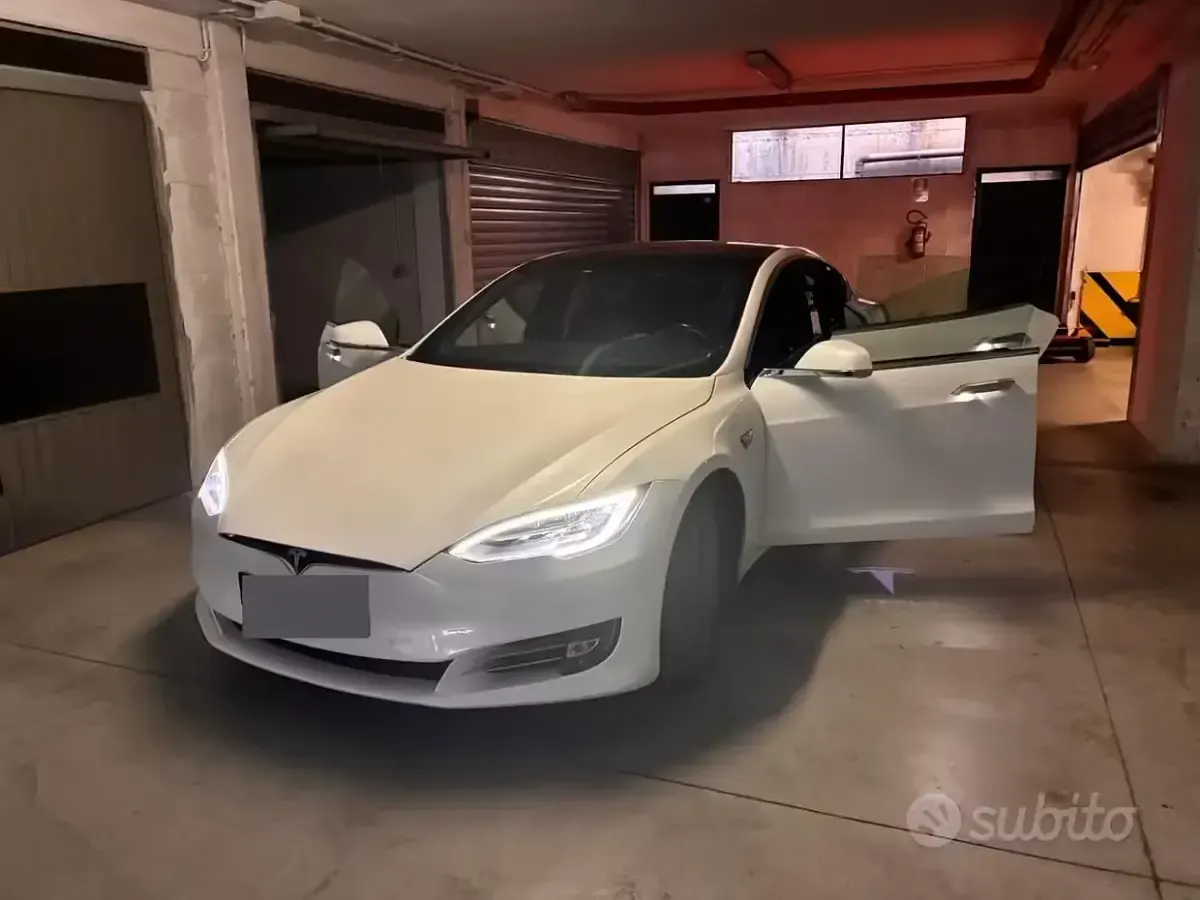 Usata Tesla Model S 158 kW (215 CV) 2017 Bianco Utilitaria