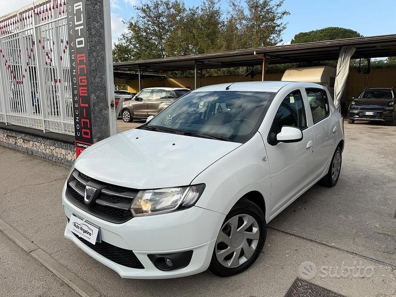 Usata Dacia Sandero Ambiance 75 CV (55 kW) 2014 Bianco Berlina
