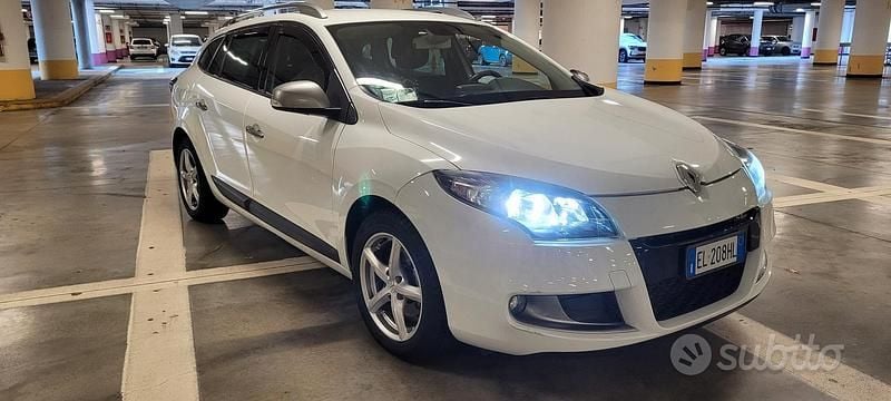 Bianco Usata 2012 Renault Mégane GT Line GT-Line Berlina | 6500 € - Immagine 1/4