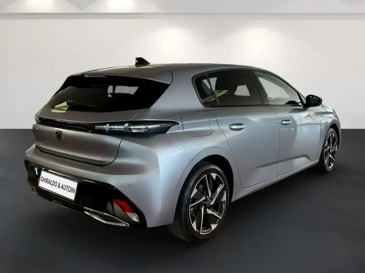 Usata Peugeot 308 Allure 131 CV (96 kW) 2023 Grigio Berlina