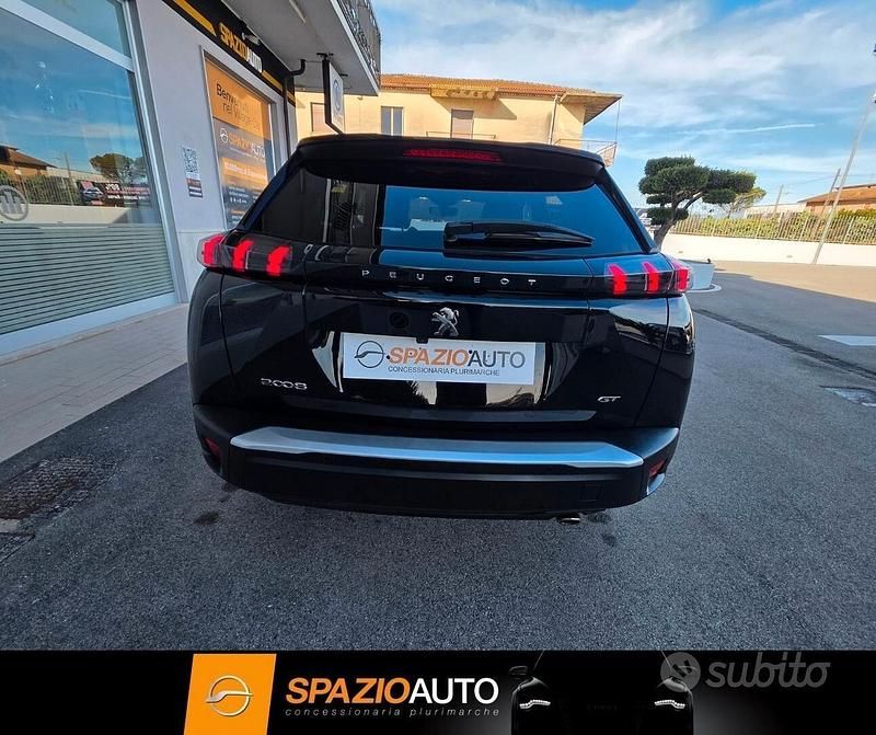 Usata Peugeot 2008 GT 110 CV (80 kW) 2022 Nero SUV