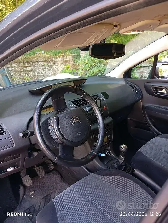 Usata Citroën C4 90 CV (66 kW) 2007 Grigio Berlina