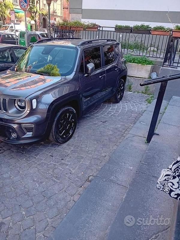 Gebraucht Jeep Renegade 120 PS (88 kW) 2020 Grau SUV
